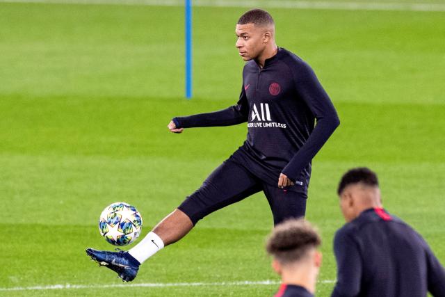 库里缺阵戴维斯12+10 勇士大胜活塞豪取4连胜