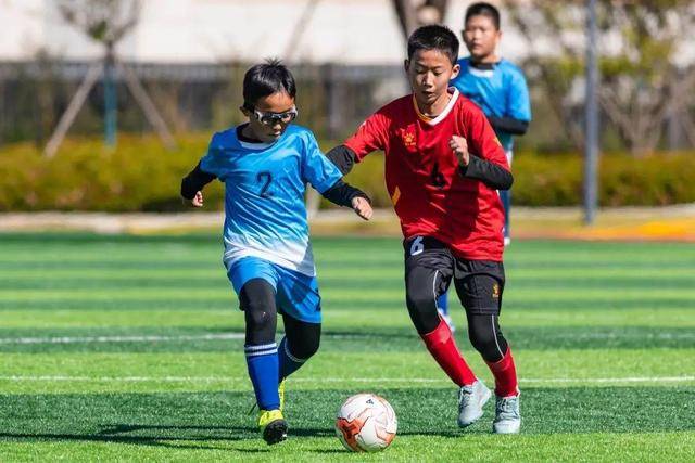 邮报：曼联有意大巴黎门德斯 曾随阿莫林联赛夺冠